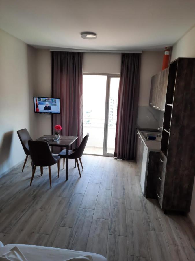 Disy Apartments Влёра Экстерьер фото